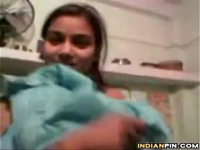 Indian Teen Girl Teasing Her Naked Body